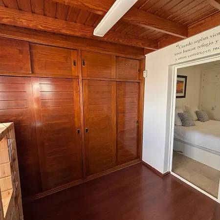 Apartmán Vada Vivienda Vacacional, Bonito A 5 Minutos De La Playa Playa Honda (Lanzarote)