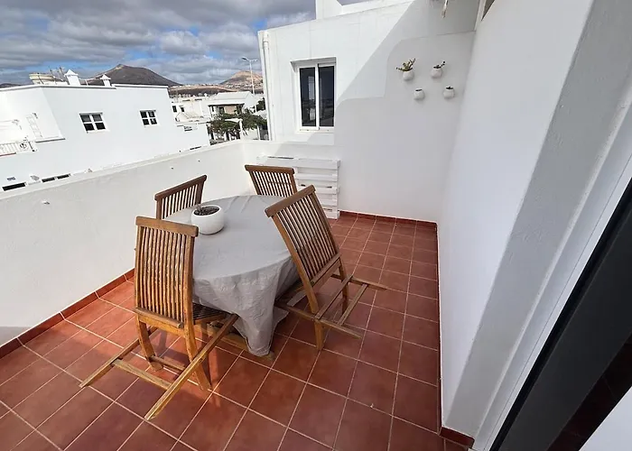 Vada Vivienda Vacacional, Bonito A 5 Minutos De La Playa Playa Honda (Lanzarote)